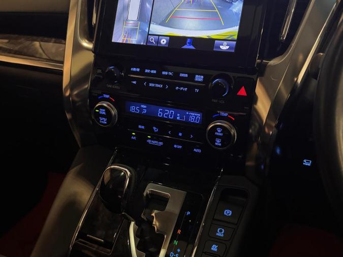 Alphard AYH30 2.5 混能Hybrid - Image 7
